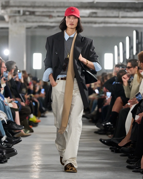 Look - 22 - Ami Paris