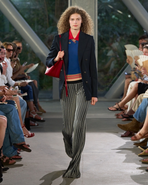 Look - 24 - Ami Paris