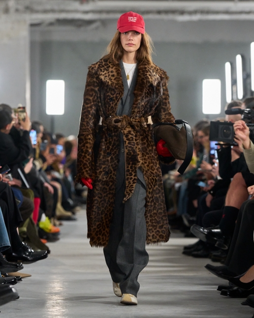 Look - 3 - Ami Paris