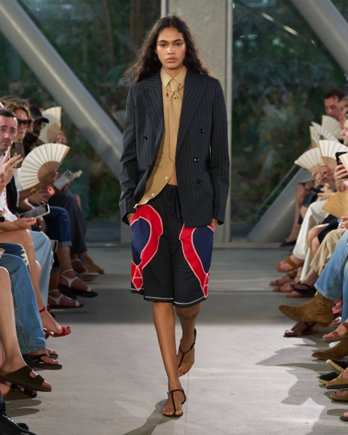 Look - 1 - Ami Paris