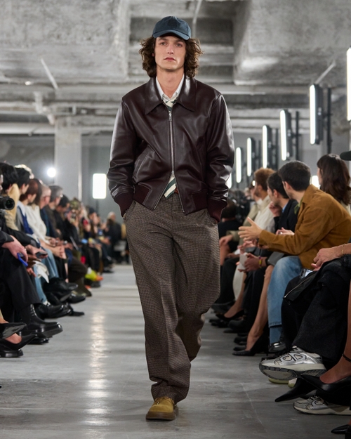 Look - 35 - Ami Paris