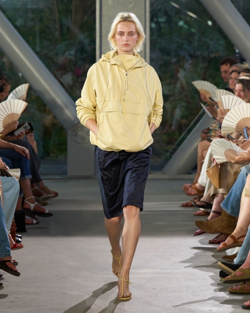 Look - 46 - Ami Paris