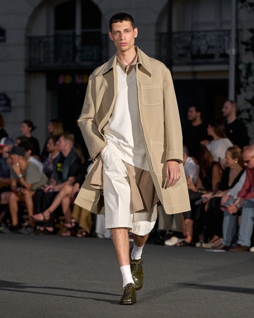 Look - 6 - Ami Paris