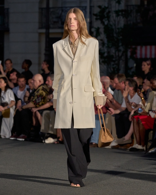 Look - 11 - Ami Paris