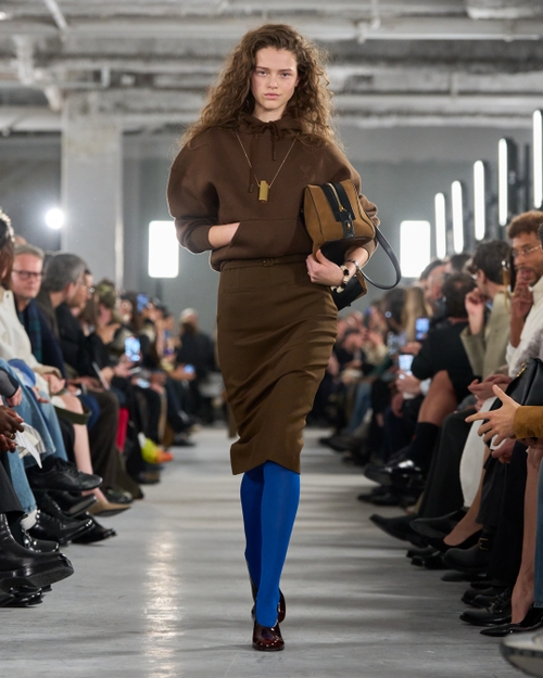 Look - 20 - Ami Paris