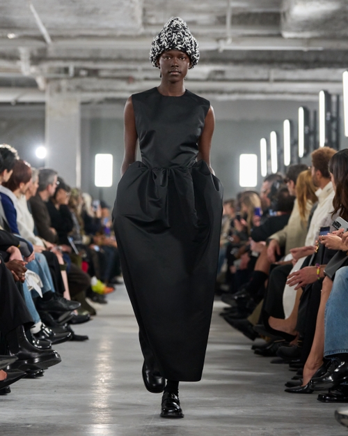 Look - 48 - Ami Paris