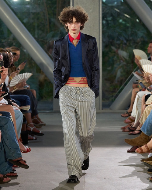Look - 22 - Ami Paris