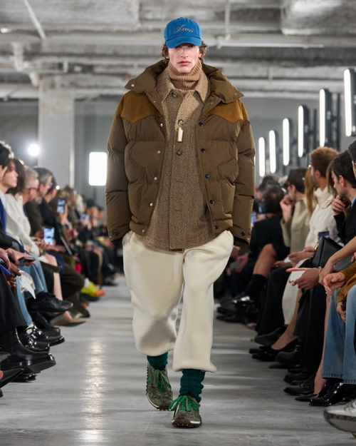 Look - 33 - Ami Paris