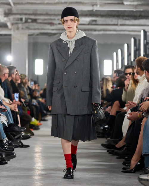 Look - 37 - Ami Paris