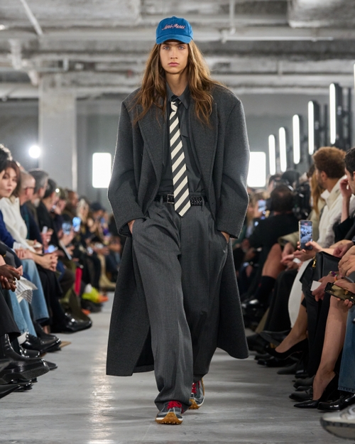 Look - 6 - Ami Paris