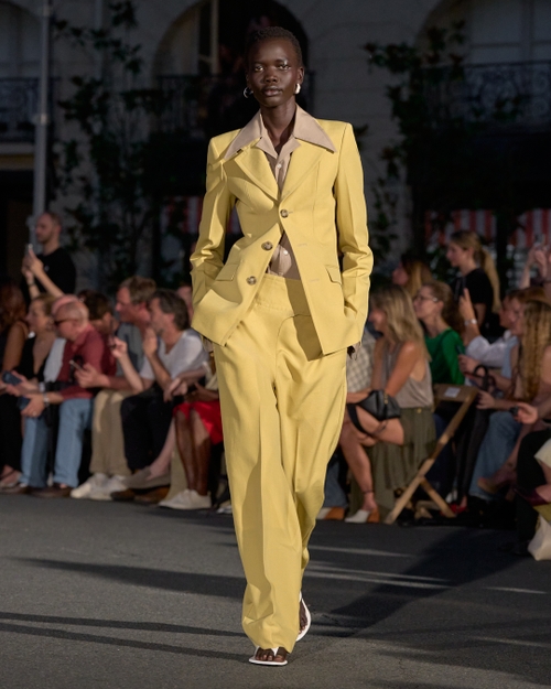 Look - 27 - Ami Paris