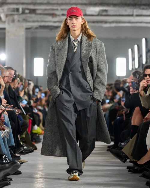 Look - 1 - Ami Paris