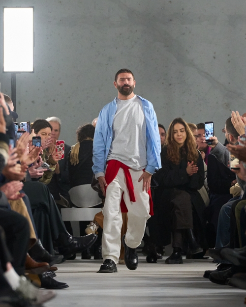 Look - 58 - Ami Paris