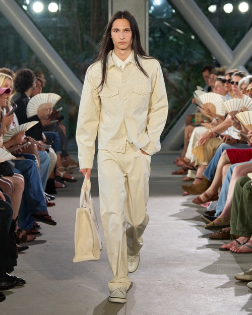Look - 54 - Ami Paris
