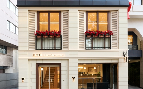 AMI PARIS POP-UP STORE AND LE CAFÉ AMIをオープン - 1 - Ami Paris