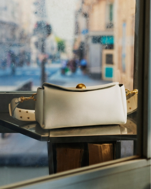 Gift Selection - 1 - Ami Paris