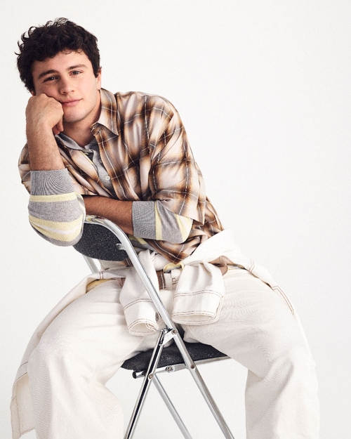 New In - 2 - Ami Paris