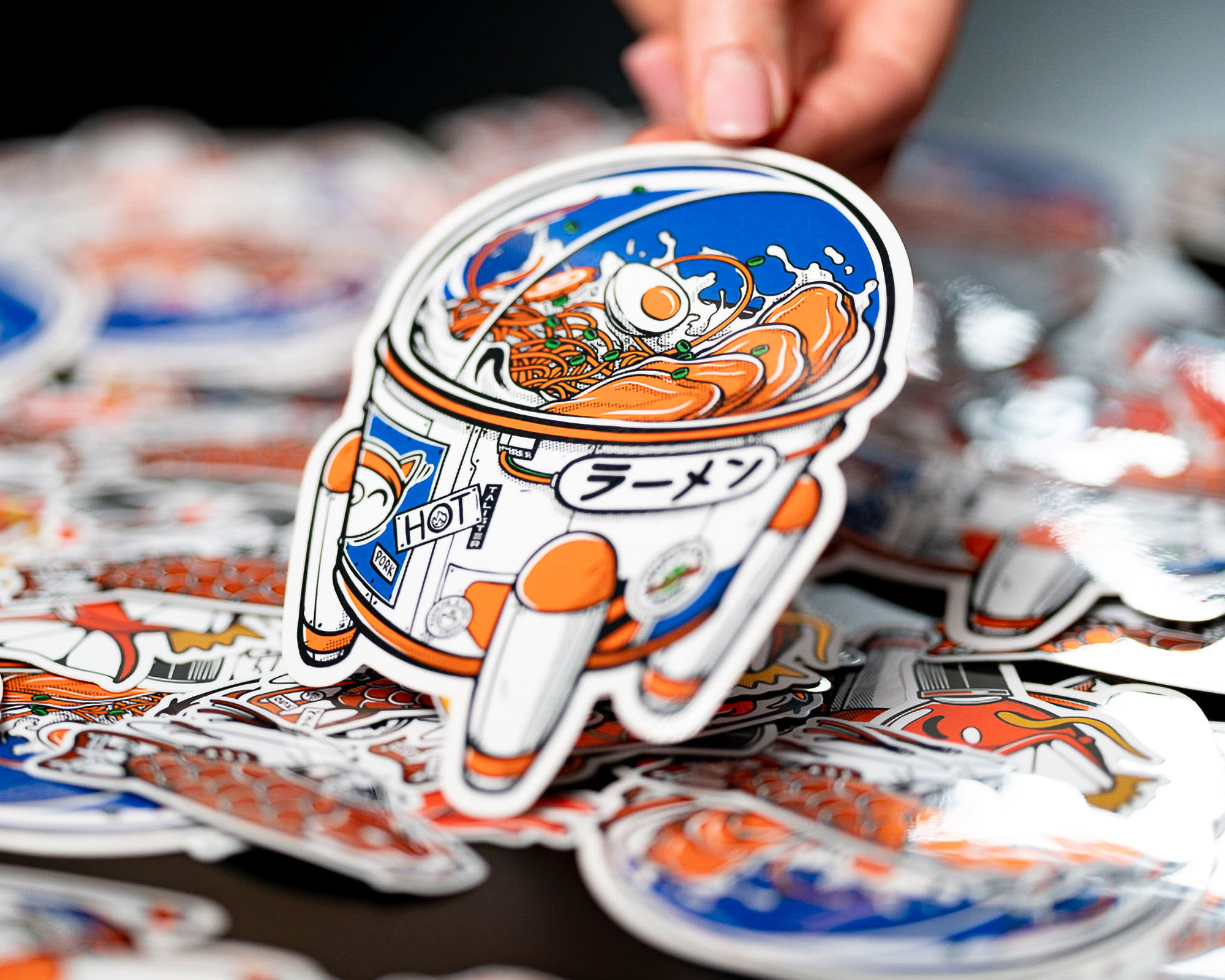 カスタムステッカー作成｜送料無料｜StickerApp