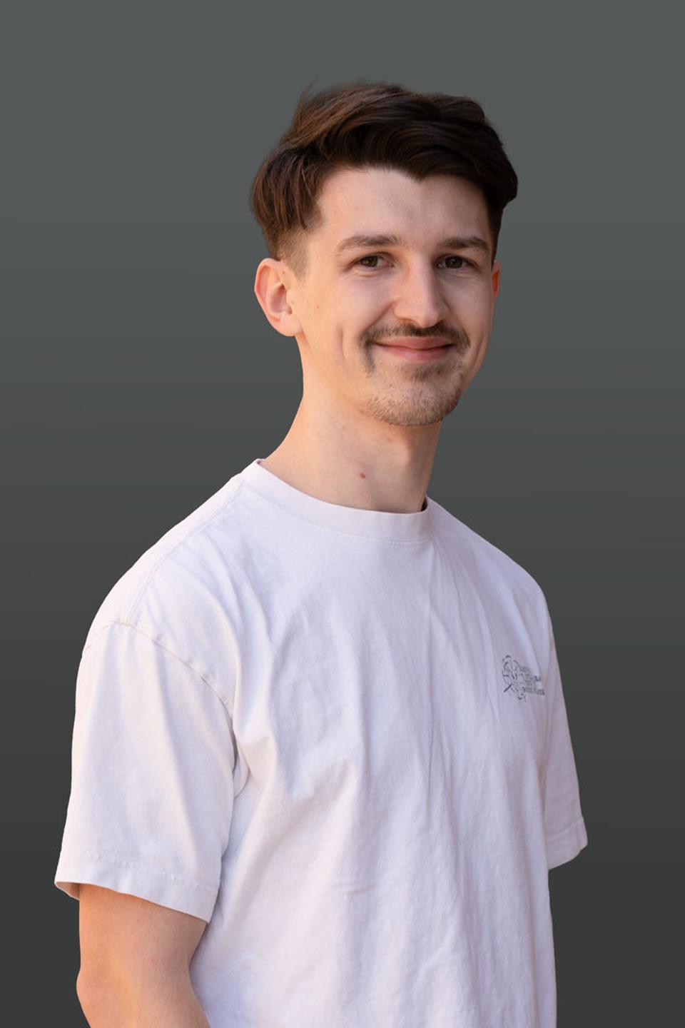 Dominik Lingenover, 7fridays