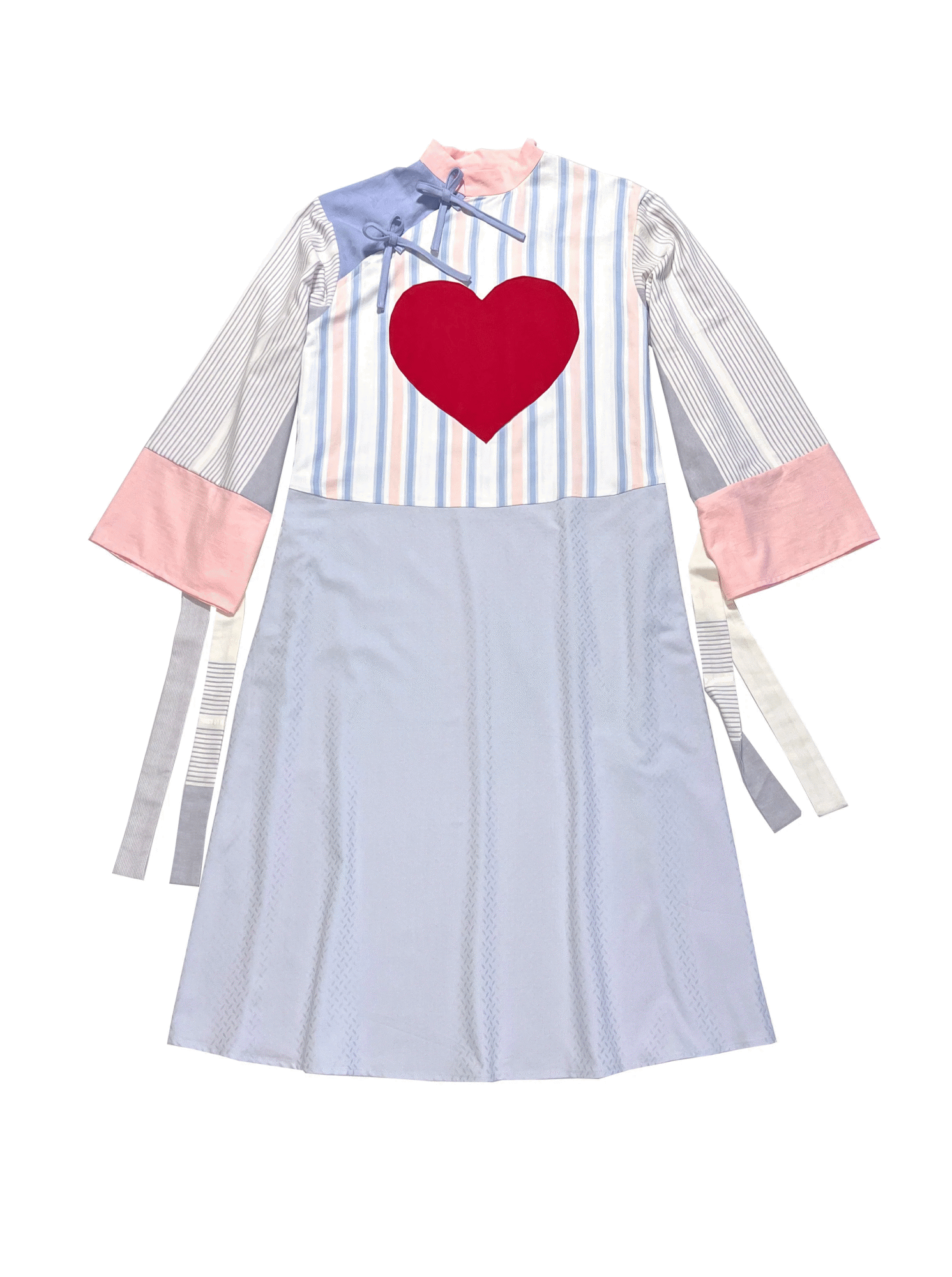 skiftende billeder af Caroline Hundsholts kjoler