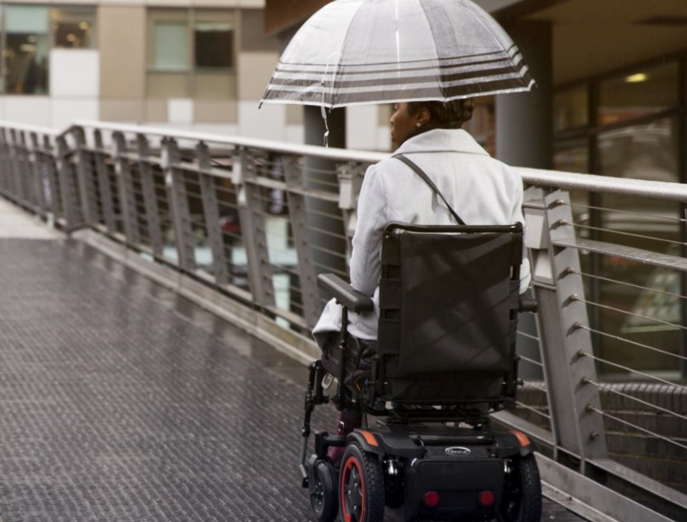 Sunrise Q100 R Powerchair Lifestyle in Hampshire