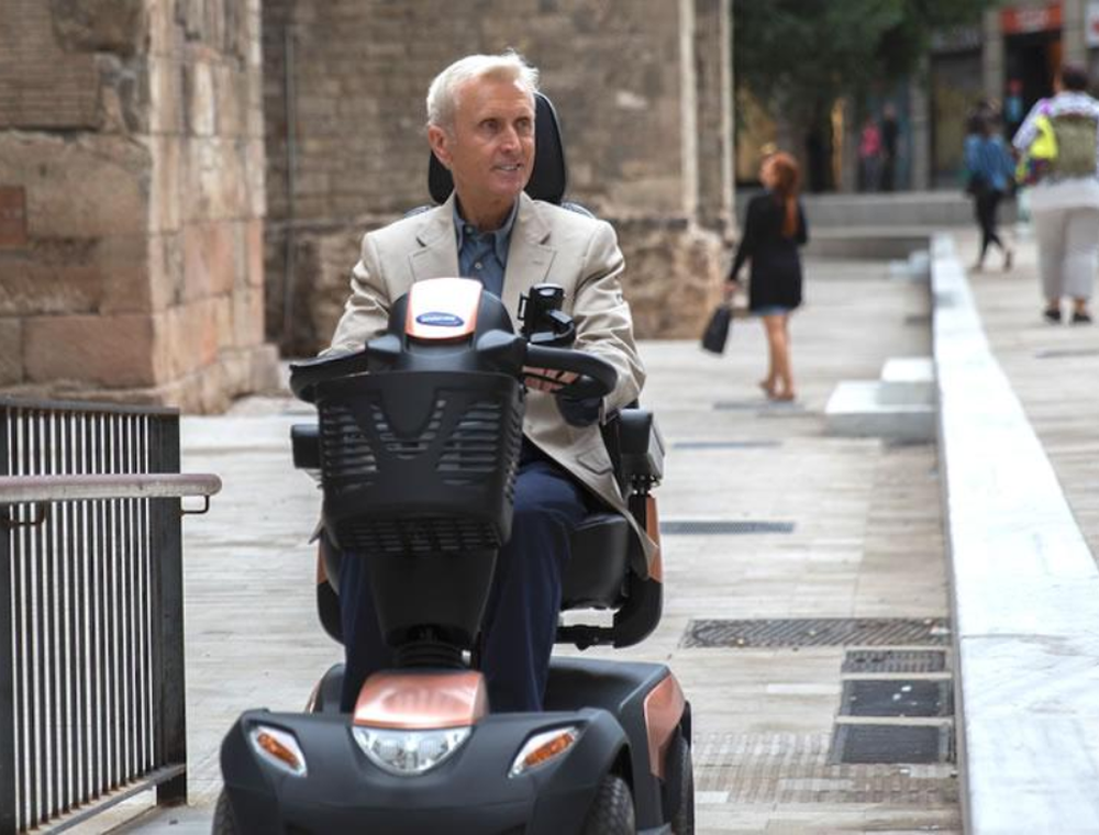 Invacare Comet Ultra Mobility Scooter in Hampshire