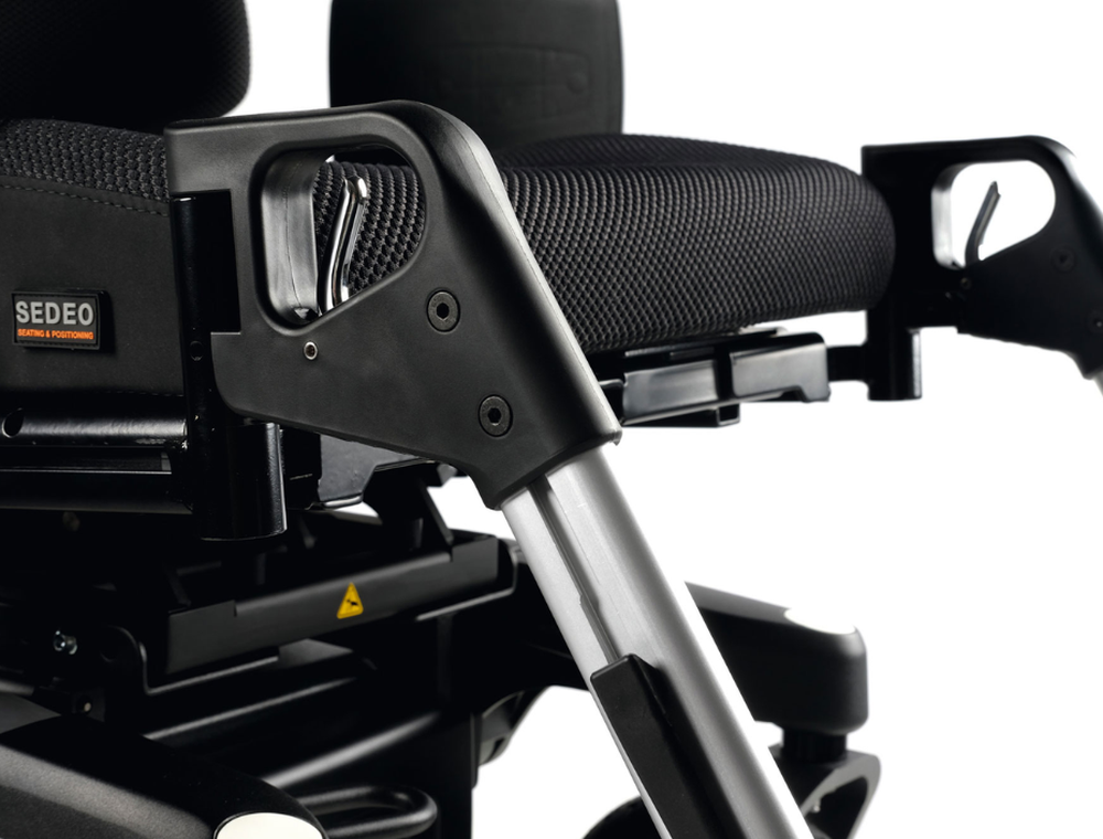 Q700 R Sedeo Pro Powerchair Lifestyle
