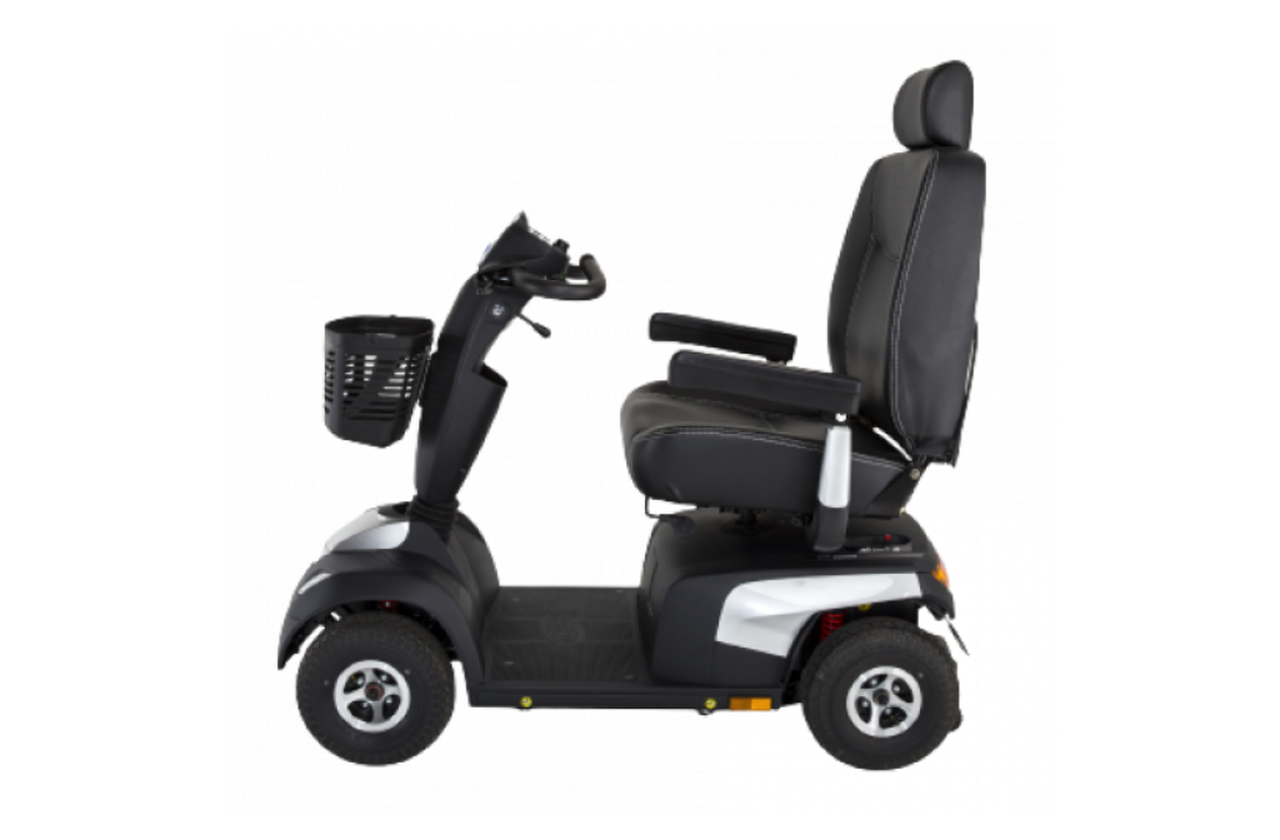 Ultra-Wide Adjustable Seat