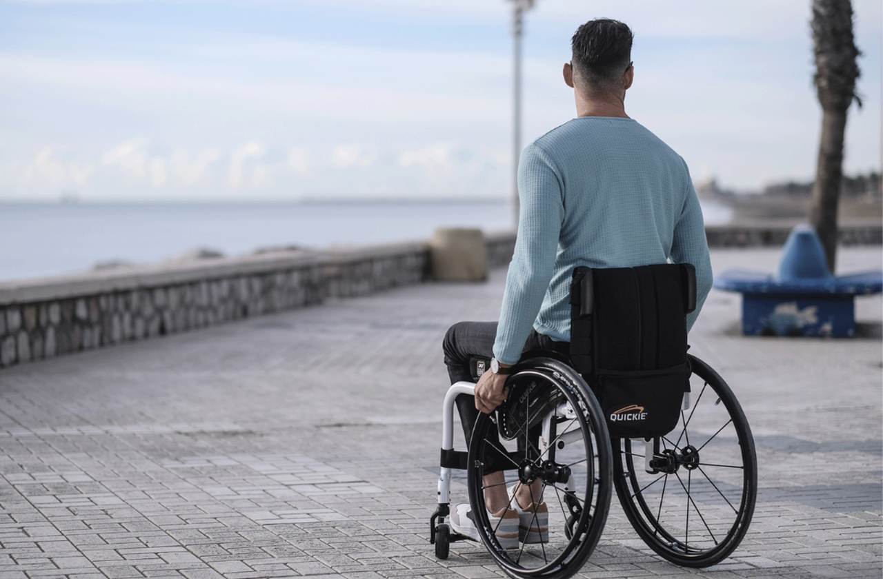 Customisable seating system