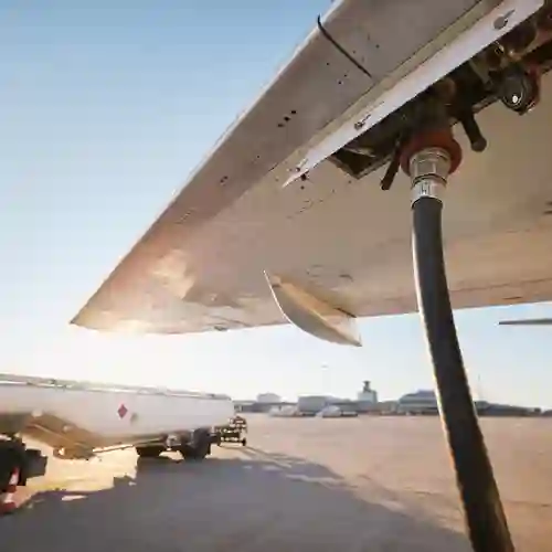 Praxis-Guide: Sustainable Aviation Fuels im Tourismus 