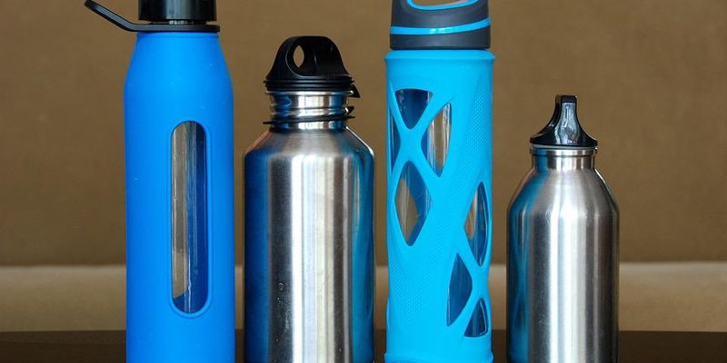 Examples how to reduce plastic water bottles