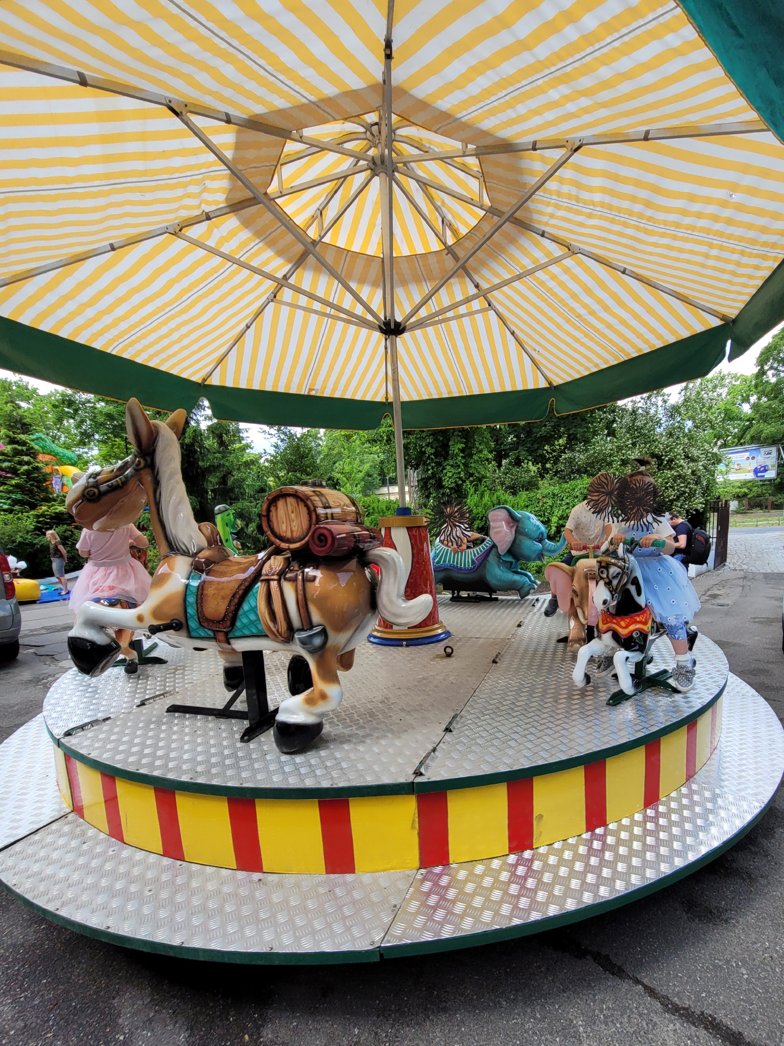 Piknik Rodzinny 2023 — Powrót starych baśni – zdjęcie 2