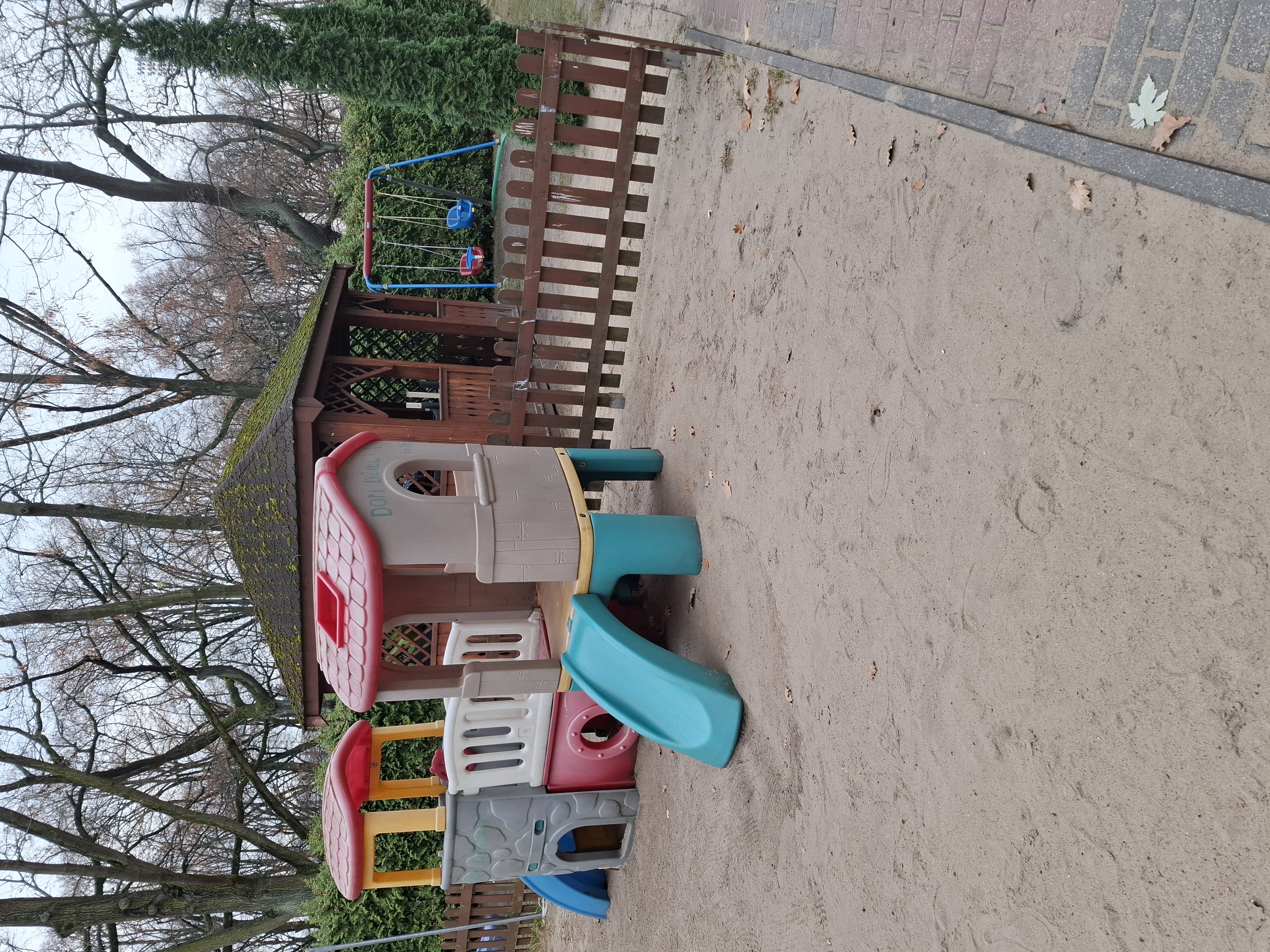 Projekt nowego placu zabaw w Domu Dziecka nr 16