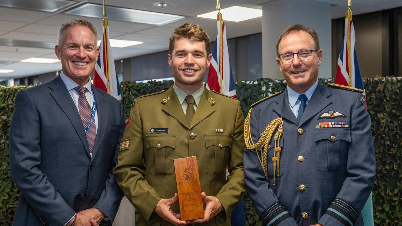 Apollo Projects Wins NZDF Reservist Employer of the Year Award