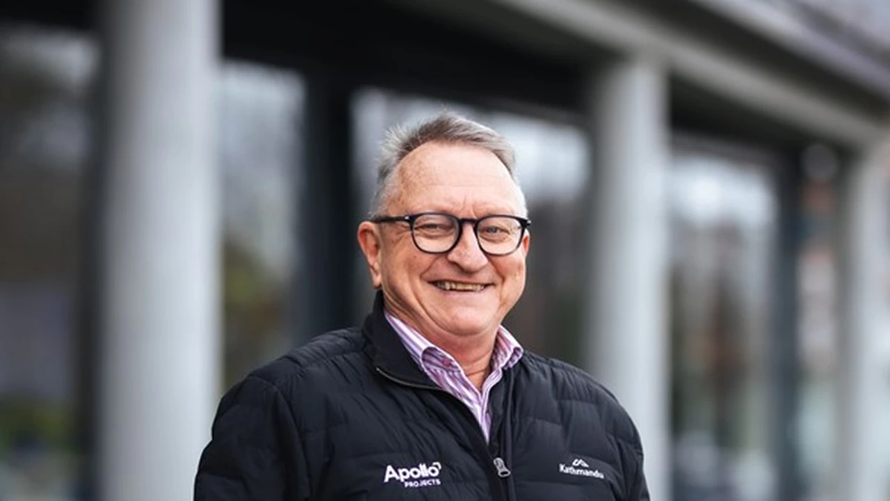 Congrats Derek (Chief) on 20 Years with Apollo!