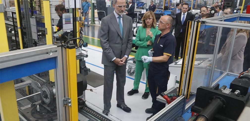 Le roi Felipe VI porte le modèle Shanghai U-Power