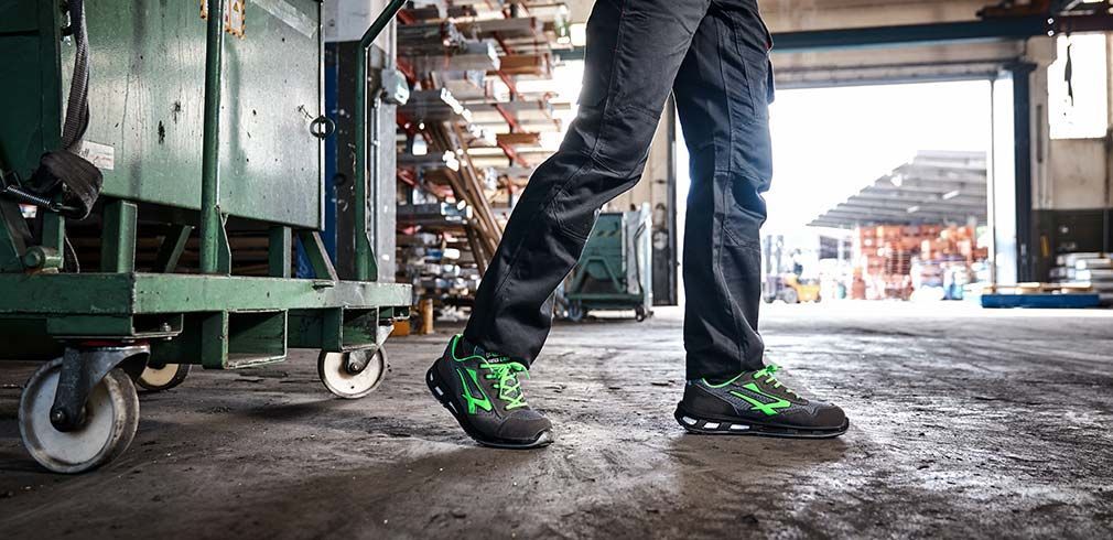 U-Power tells you how to clean and maintain safety shoes properly