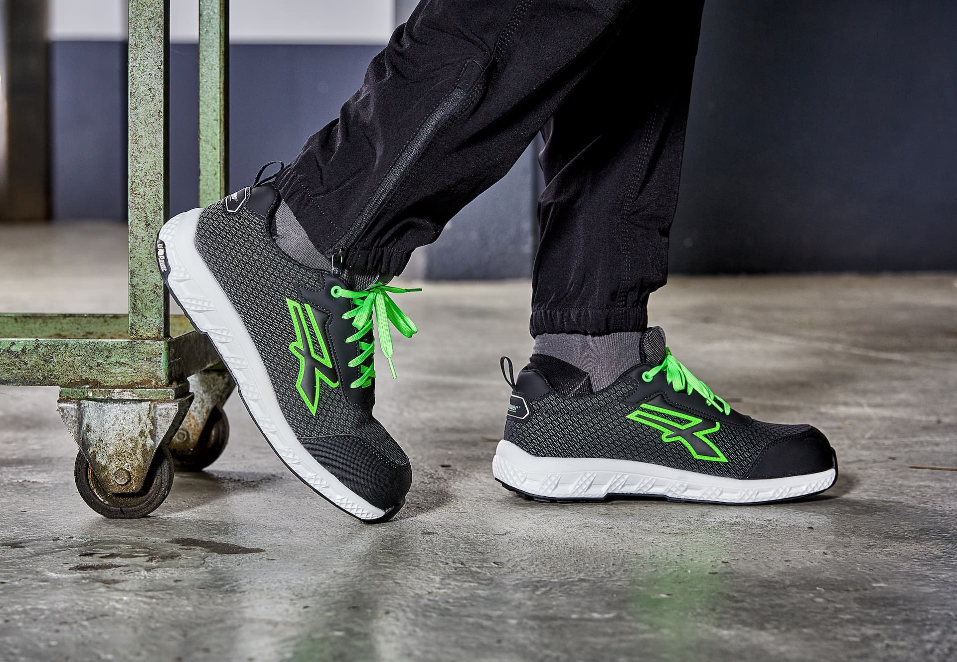 FUERTE s: footwear work | U-Power
