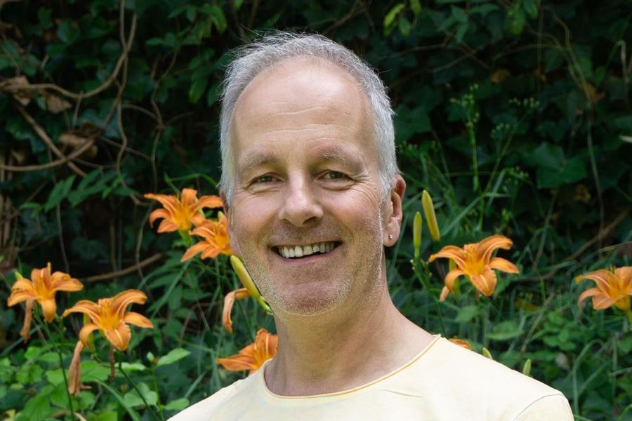 Klaus P Schrettenbrunner