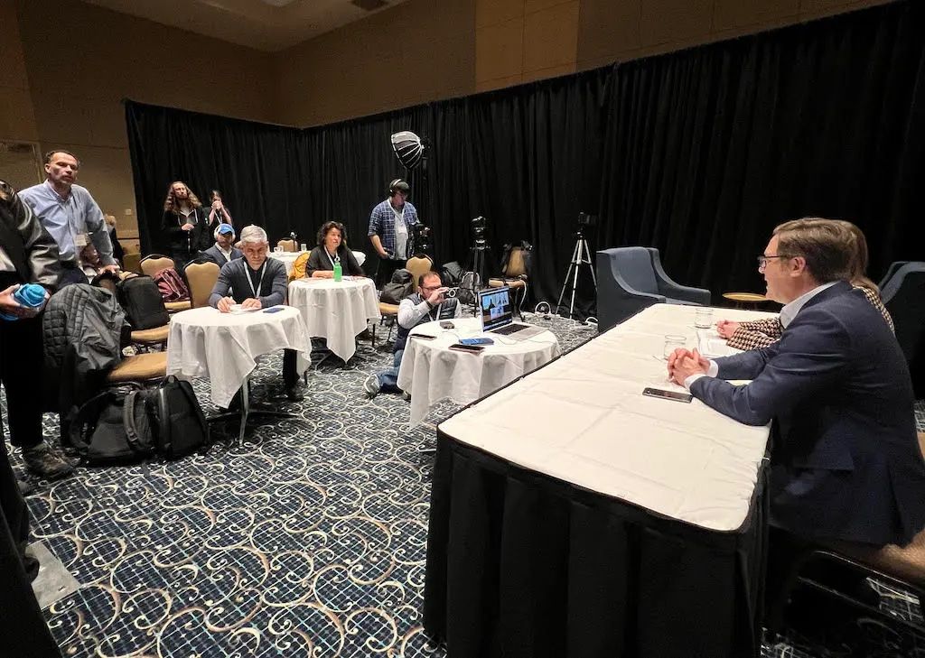 Broadband NOFO Seeks to Balance Requirements with Flexibility, Says NTIA Chief