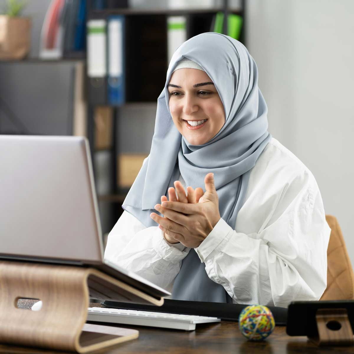 Supporto accademico per studenti di lingue online