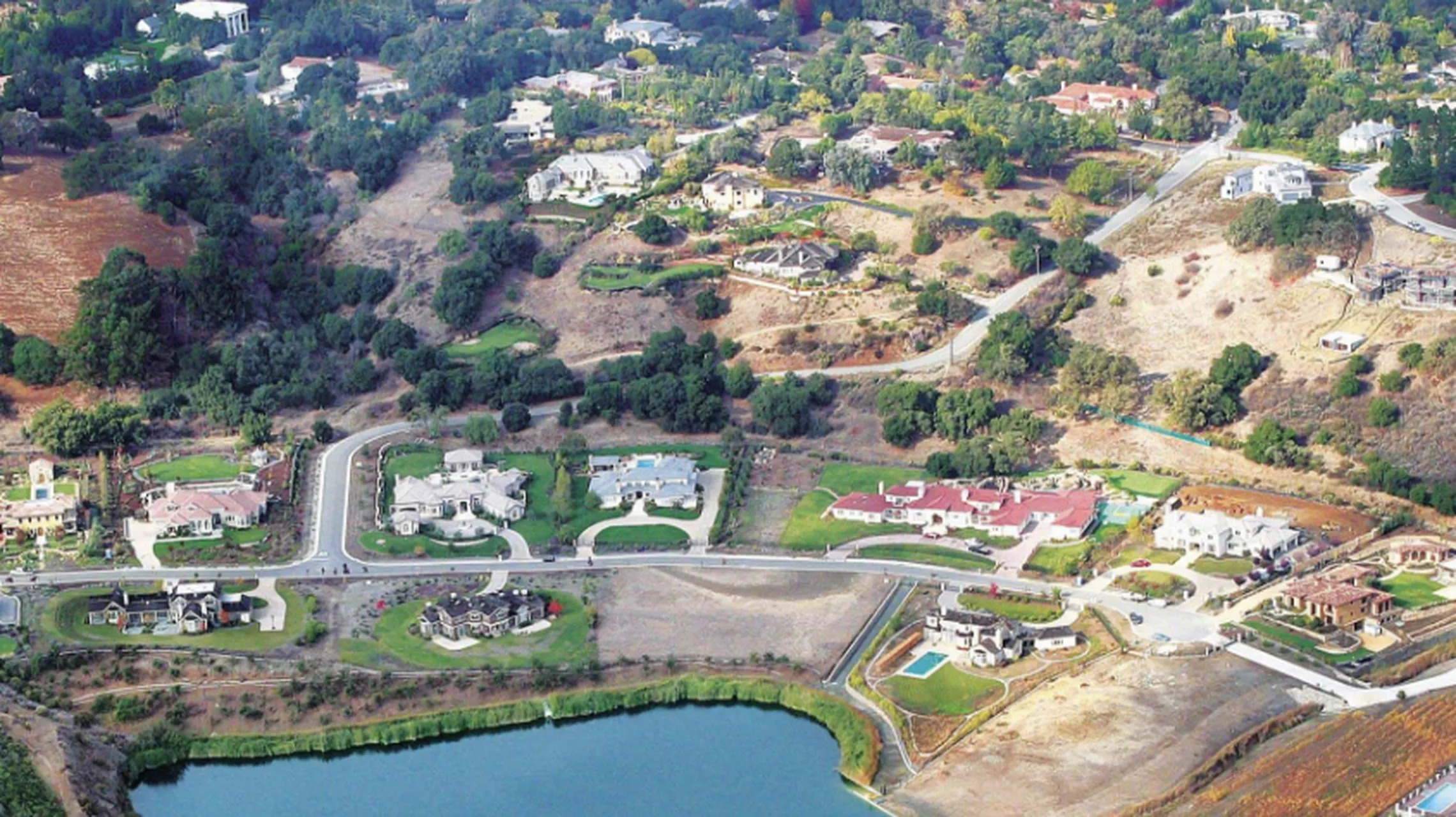 A Los Altos Hills neighborhood arial view