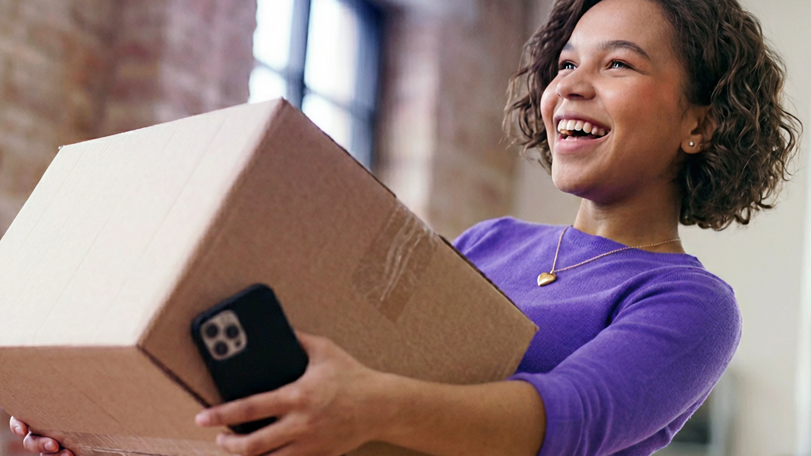  The smaller gift trend paused in Q1 2026