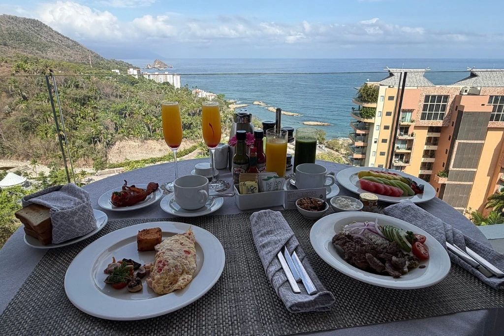 gourmet dining with ocean views