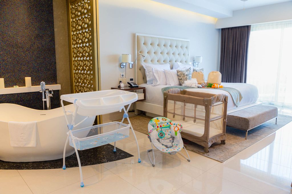 garza-blanca-cabo-family-program-suites-amenities