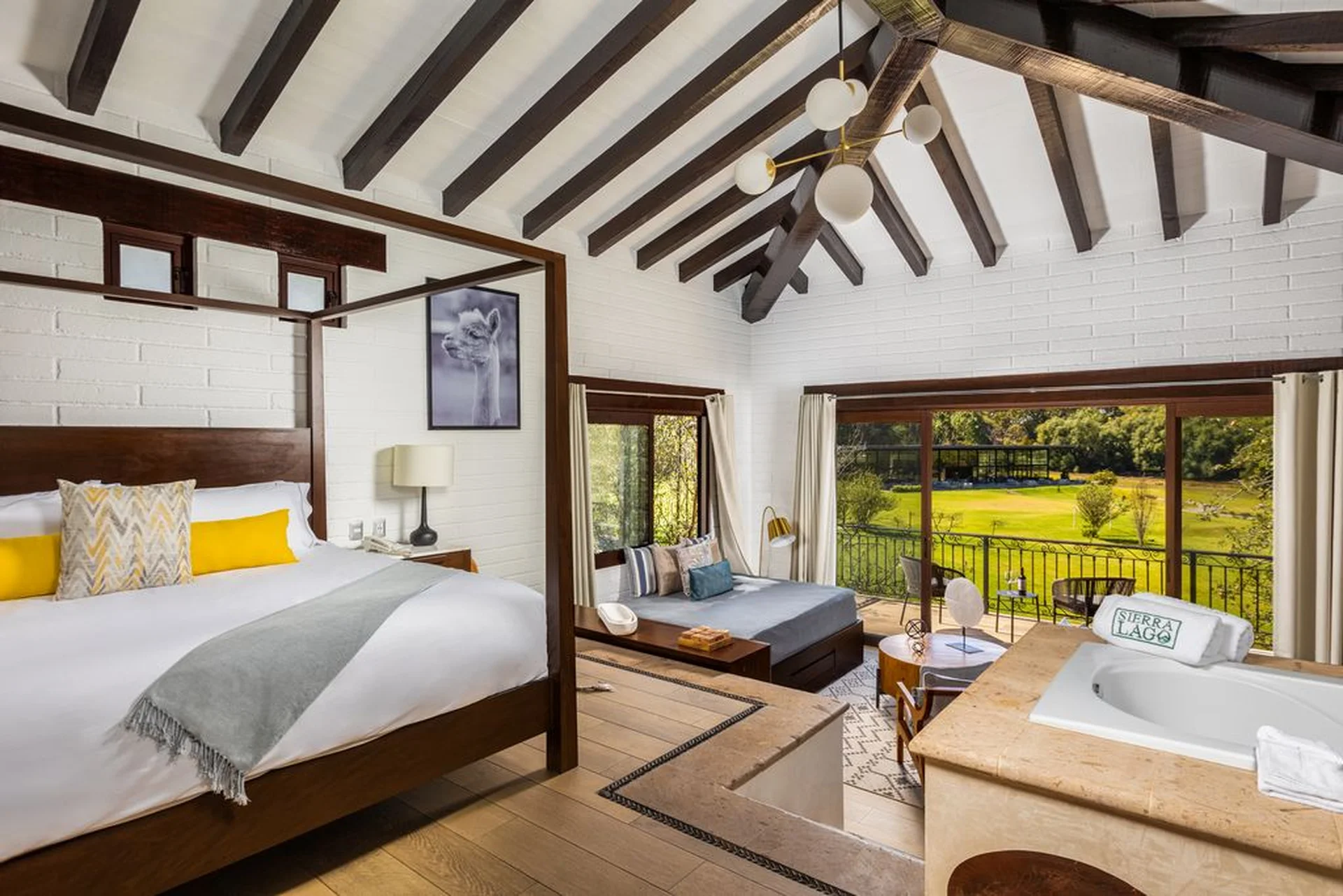 Bedroom at Ultra Cabana Suite, Sierra Lago Resort & Spa