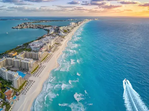 Cancun Location