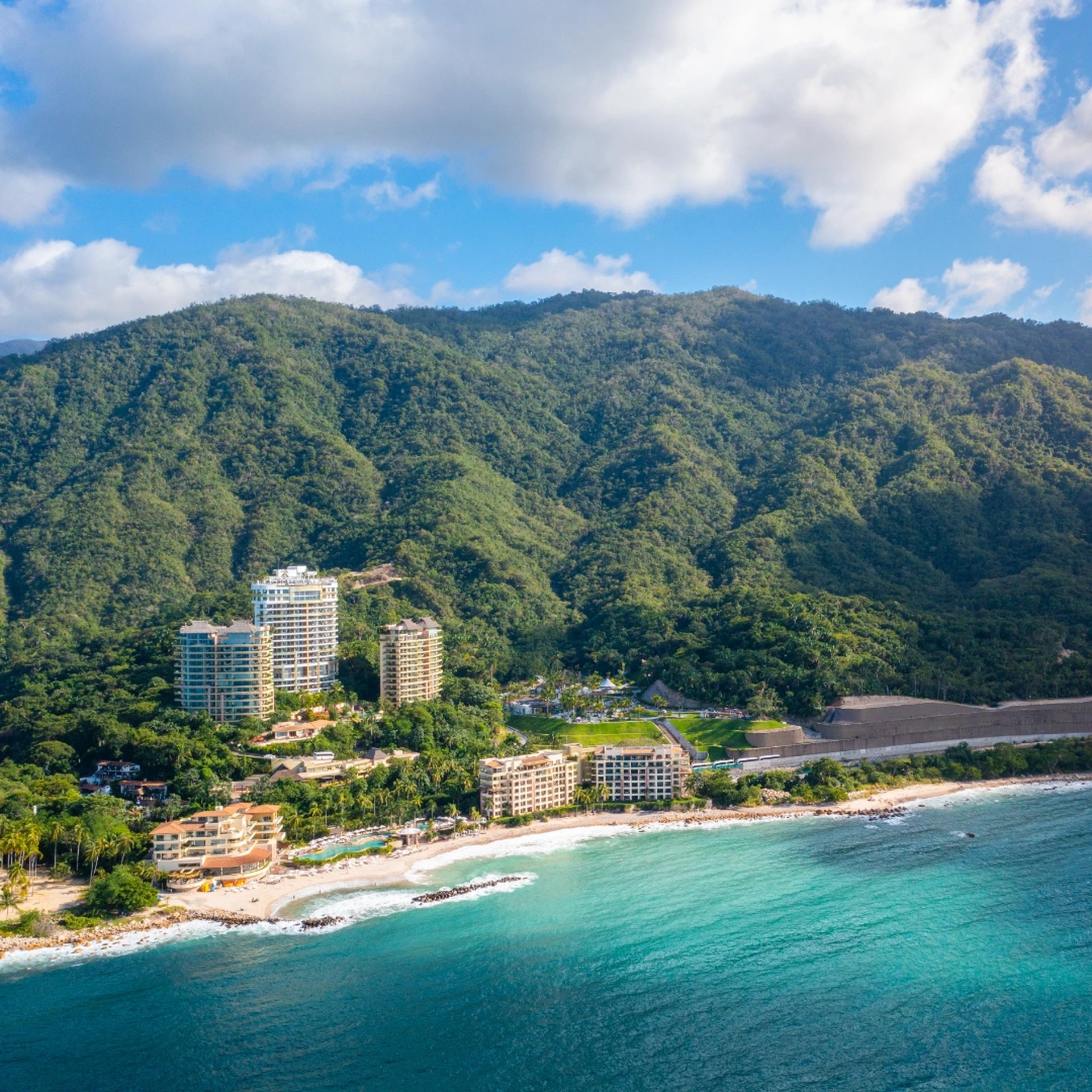 garza-blanca-puerto-vallarta-hotel-resort