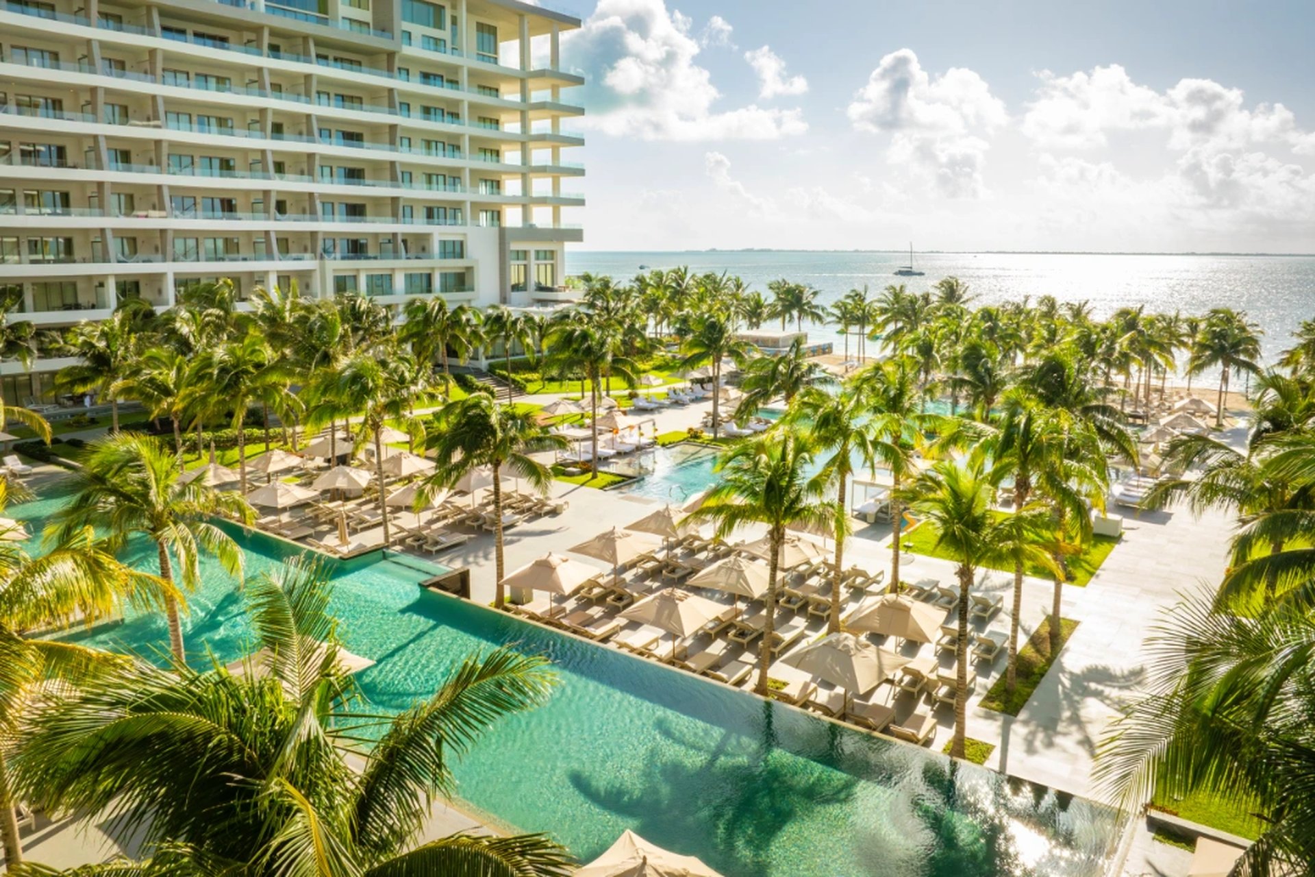 garza blanca cancun weather