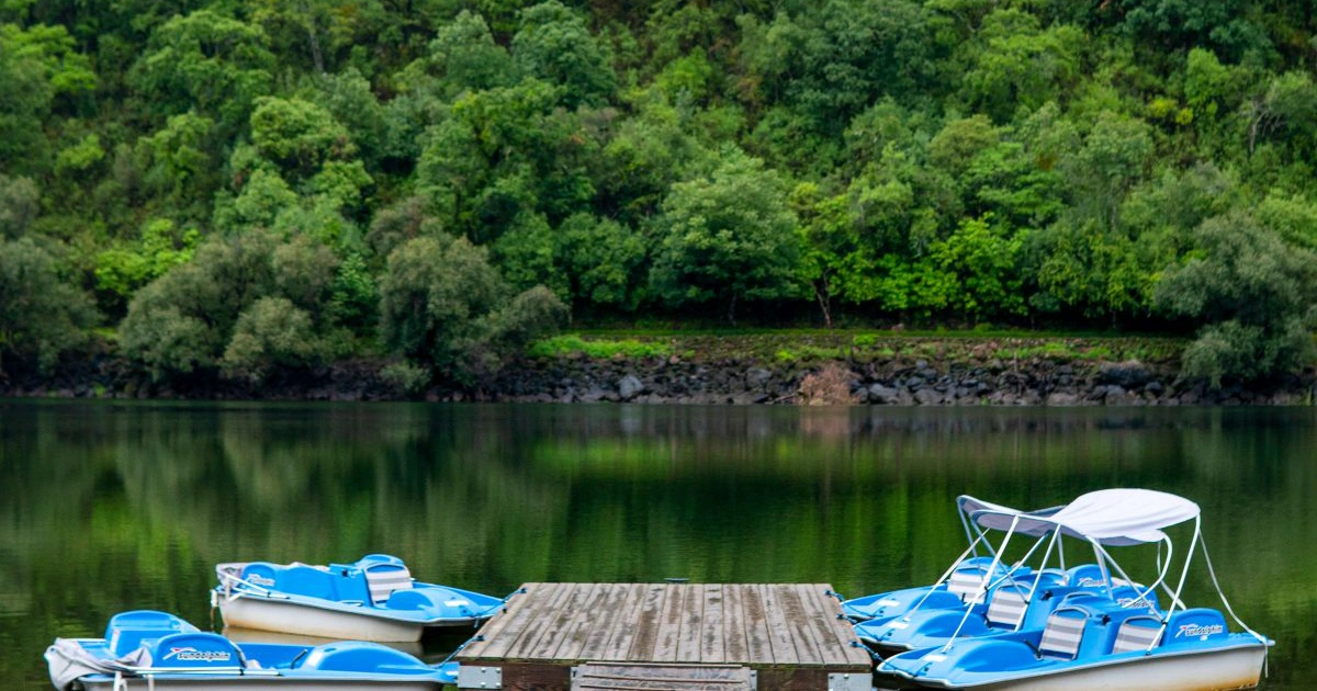 Small wooden dock on the lake at Sierra Lago